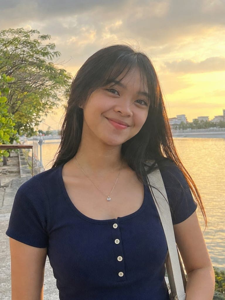 Trisha, Cafe Phriend in Iloilo City